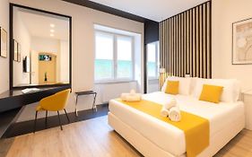 Metropolitan Rooms