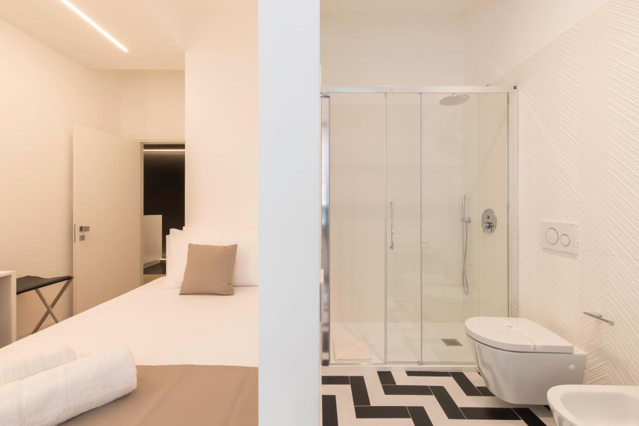 Metropolitan Rooms Cagliari Esterno foto