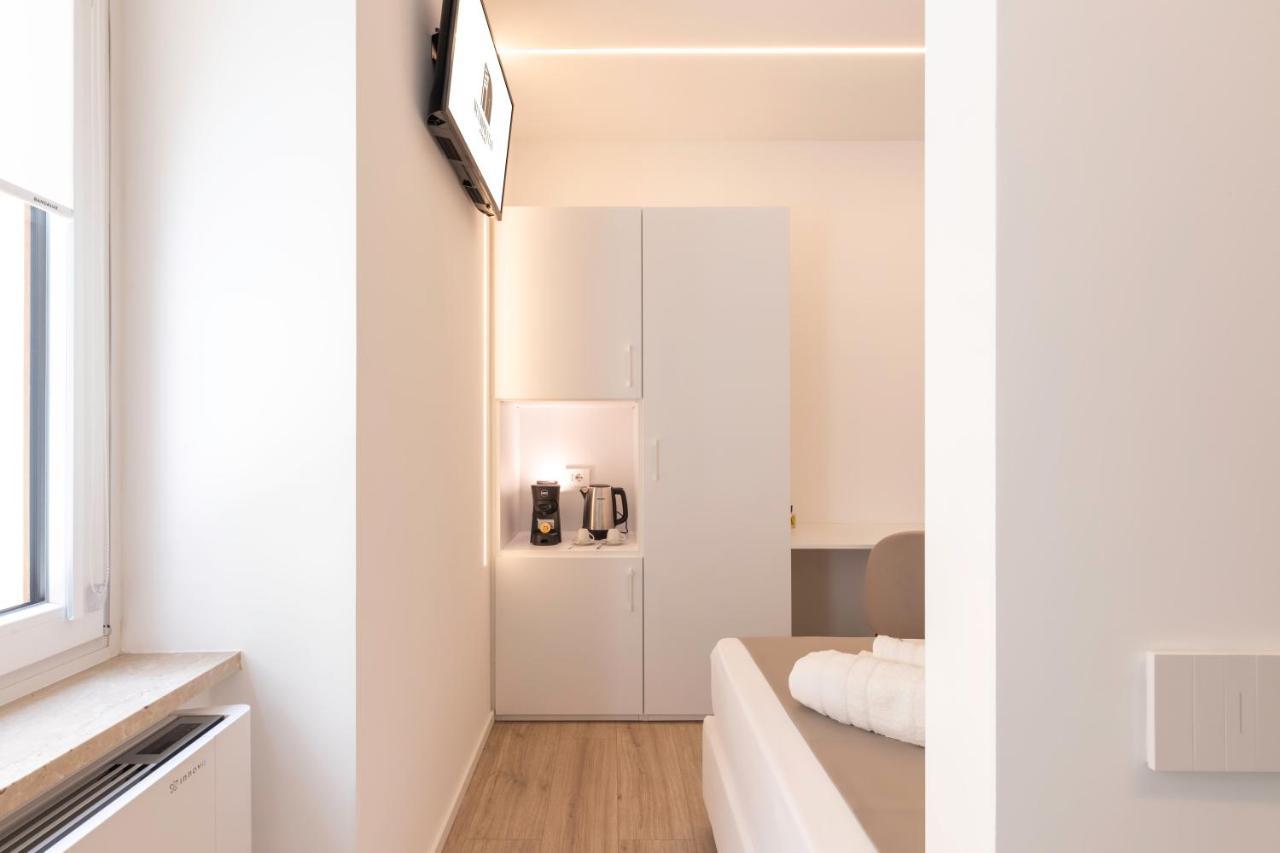 Metropolitan Rooms Cagliari Esterno foto